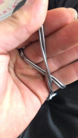 物品收到 唯一缺点就是架脖子 ?