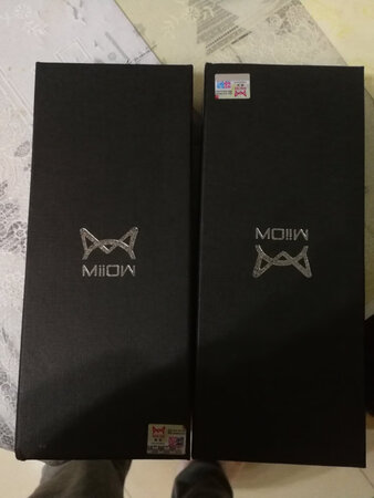 京东服务不错，物流给力，快递师傅棒棒哒，商品包装完整，做工不错，特价时购买很划算