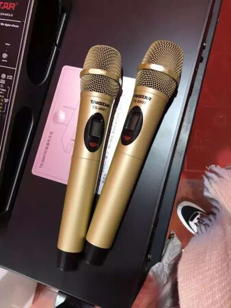 话筒收到了，音质很好，也很抗干扰，用着不错