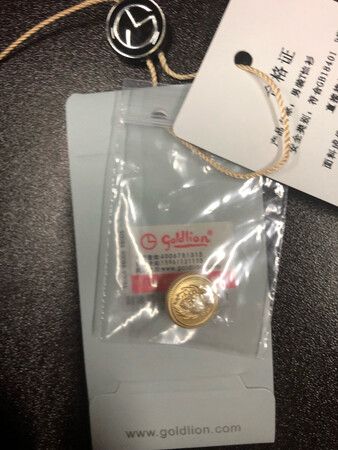 不错，包装的还不错，喜欢这个品牌，喜欢这款纪念版的

一次三件，够夏天穿了