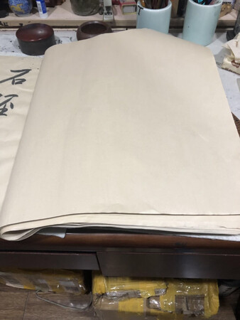 快递给力，质量很好，纸张光滑不浸黛，效果很好。