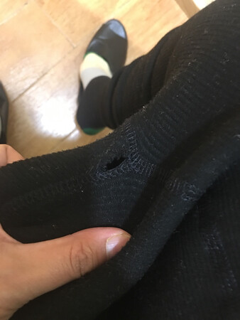 质量杠杠的，刚穿一天，就漏了个大洞。