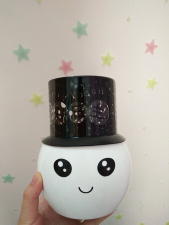 包装得很好，由于我的粗暴，把它弄破了??，挺好的吧，一分钱一分货
还没开过，等到晚上再玩一玩