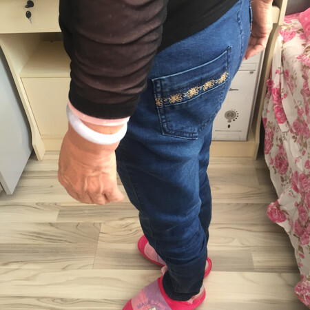 不错不错，速度快，价格也不贵