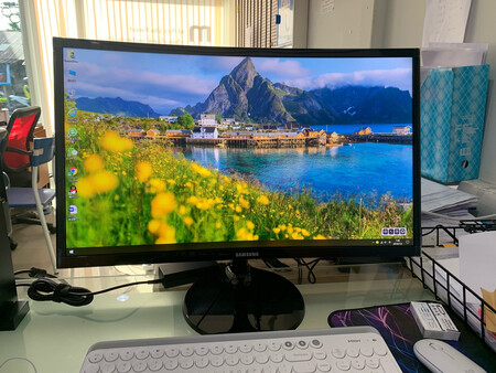 速度很快，机身比想象还小，拿到泰国用的，非常好，没有任何噪音。