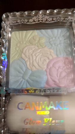 颜色好看，确实是高光，砍妹家的东西都喜欢