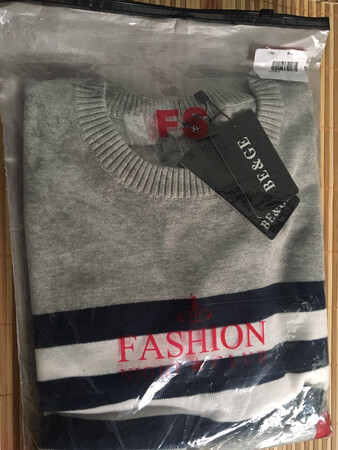 衣服大小合适，穿着舒服舒适合身质量不错
