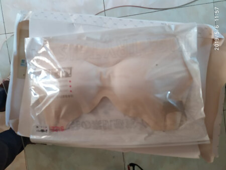 大品牌值得信赖，穿着舒服大小合适。