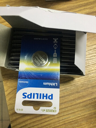 京东自营的速度很快，让人满意。电池品质很好，已经是第二次买了。