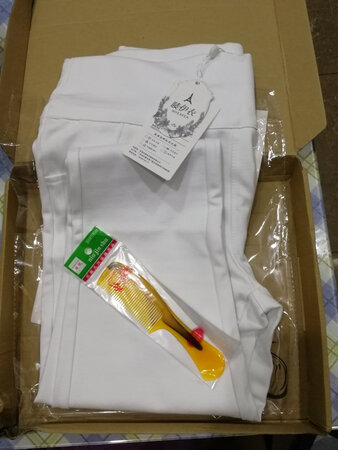 宝贝收到，做工精细，质量不错，大雨天快递也给送货。给予好评！