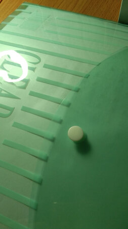 袋子很好，很好看，喜欢，就是有些有一点折了。
