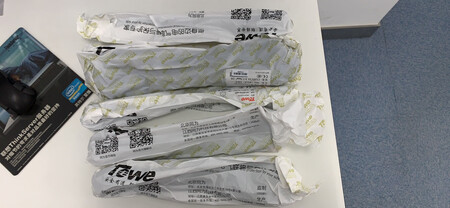 发货速度非常快，包装非常仔细、严实，物流公司服务态度很好，运送速度很快，很满意的一次购物