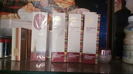 买了一套，送了一堆，用春纪很多年了，比实体店便宜很多，用着好的话以后直接就京东了