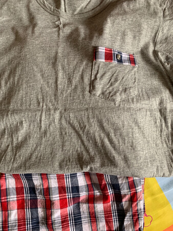 质量挺好 薄款 适合夏天穿 穿着挺舒服 可以购买