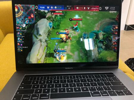 很好  运行速度很快  喜欢Mac  比Windows好多了  嗯  用着很舒服
