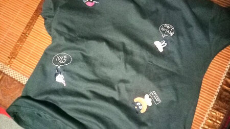 衣服很好，但是棕颜色的衣服颜色有点差别