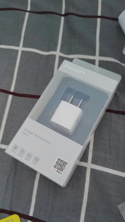 买了好几次，确实挺好用，充的快