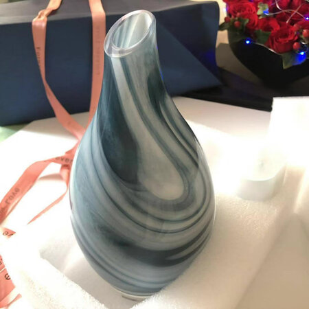 超级美，给卖家点赞，老婆很喜欢，物流也很快