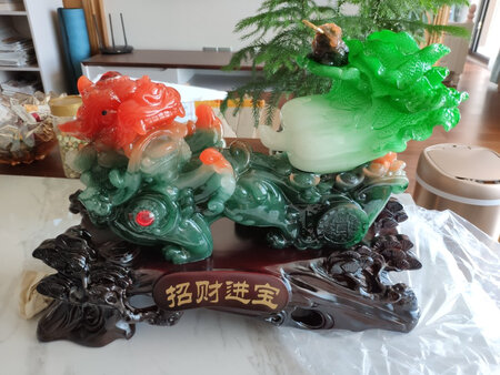 宝贝已收到，蛮精致！流苏有点皱，不挂了，效果也还可以。