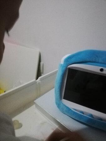一买回来儿子就喜欢的不得了，功能非常强大，客服小波服务非常好，有不懂的就问她，很有耐心给解答！*块钱的东西儿子喜欢就好
