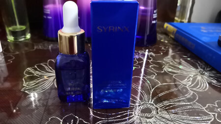 不好意思评价晚了，一起还买了水和乳，还有这款修复液，我觉得挺好用的，还可以淡斑，已经用了好几瓶了，老板还送了一瓶