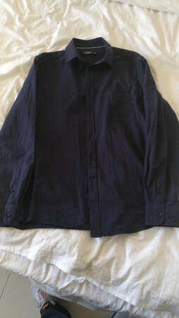 非常不错的衣服，除了有点掉颜色，穿上很舒服。