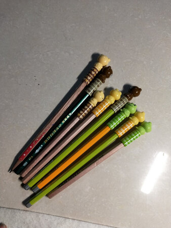 小熊款很可爱，小盆友很喜欢，不错很好用。