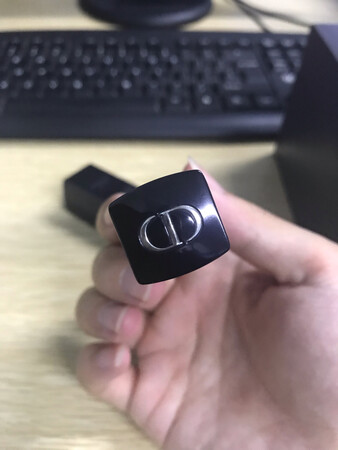 买了一组。有说真的，有论假的，自个儿也摸不清是真是假！！发几张图大伙儿看看吧。。