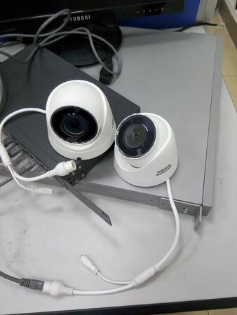 海康威视高清夜视音频半球网络摄像头200万poe室内手机远程监控器 DS-IPC-T12H2-I 2.8MM