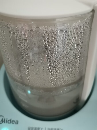 经常网购，总有大量的包裹收，有很多的评语要写！ 但是，总是写评语花掉了我大量的时间和精力！ 所以在一段时间里，我总是不去评价或者随便写写！ 但是，我又总是觉得好像有点对不住那些辛苦工作的卖家客服、仓管、老板。 于是我写下了一小段话，给我觉得能拿到我五星好评的卖家的宝贝评价里面以示感谢和尊敬！ 宝贝是性价比很高的，我每次都会先试用再评价的，虽然宝贝不一定是最好的，但在同等的价位里面绝对是表现最棒的。