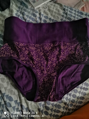 給老婆買的，她說穿著舒服，夸我有眼光
