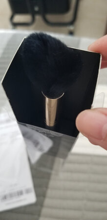 收到就是这种状态，618出货多也不能这么敷衍的装吧？毛都压成这样了，要不就别参加活动，参加了还这么敷衍，网购以来最差体验