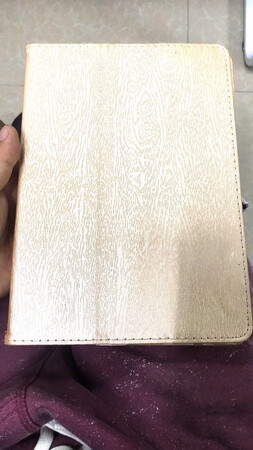 用了很久质量不错，学习功能也比较全面小学到高中屏幕比较清晰，机器比较薄。感谢老板送的皮套！