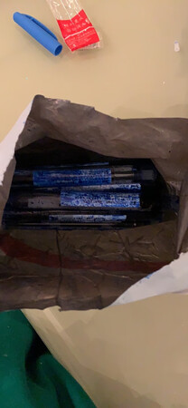 别说什么大家看看，水全漏了，没一个能用的，你们这是什么店，气死人了，大家千万别上当了