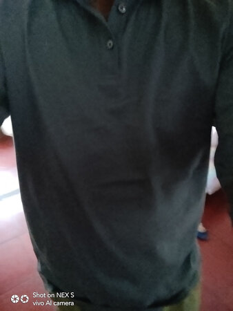这件厚点，宽松点，穿着适合。