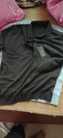 衣服合身，就是苦脑该穿什么裤子