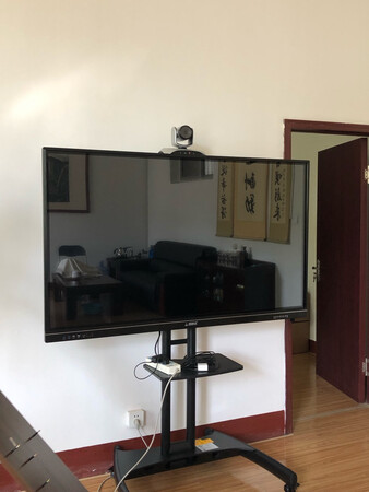 非常好的产品，使用体验非常不错，用来视频会议很好?，客服态度不错?