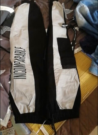 这个商品还真好，非常喜欢，也很欣赏京东的售后服务和配送速度，质量非常好，与卖家描述的完全一致，我非常喜欢，真的很满意，是正品，我们放心大品牌而且性价比高，送货快，经常买都习惯了，下次还会来一如既往的支持你。