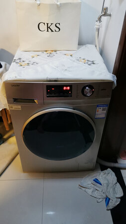 外形外观：大小正好
除菌效果：这个还没有用过
洗净效果：感觉挺干净的，用水超级少
容量大小：大容量很好，衣服常规没问题