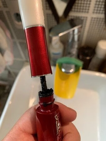很满意已经推荐给朋友了！真的可以拉长睫毛，很好卸妆！