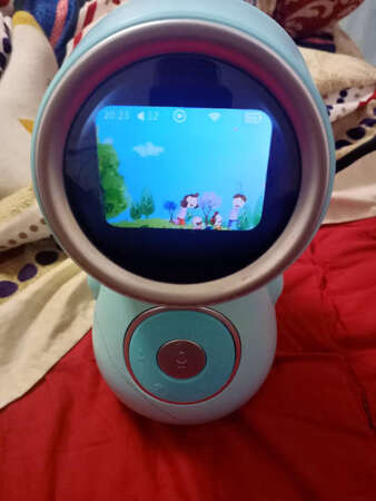 语音识感不强，叫他拼个拼音，他老是瞎说。
