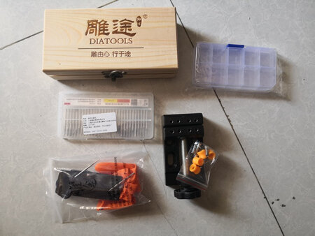 快递可速度快，配件很齐，有时间试用一下！