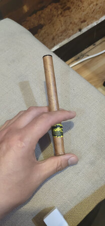 吸一口挺香的