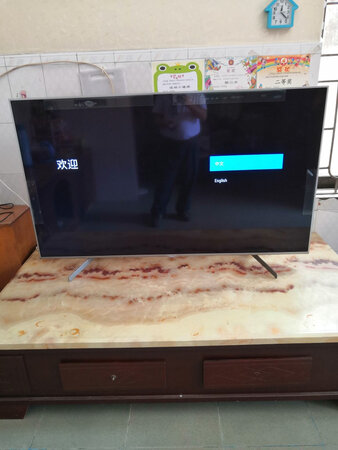全新，无任何问题，己在使用画质真不错。