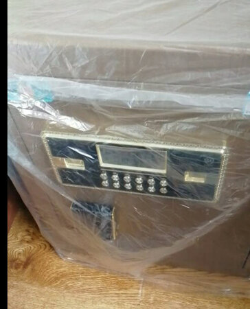柜子不错，有点份量，装在大衣柜里，放贵重物品，满意的一次网购！