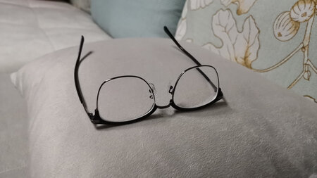 很轻便，牌子货就是好。