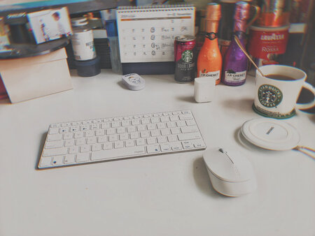 超好看(○｀ε´○)，颜值即正义~迷你极了，省好多桌面面积~帮必备~