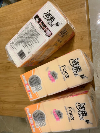 洁柔的面巾纸有了很多年了，质量不错哦舒适感觉。大品牌值得信赖的产品就选它。京东商城购买产品双十一活动入手