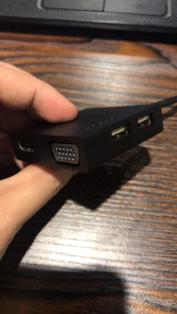 功能没有问题，就是塑料材质很轻，线材有点硬。这个价钱如果品质感再好一些就完美了
