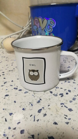 很可爱的搪瓷杯，就是个头比我想的小一些，要是原价买还是贵，凑单合适